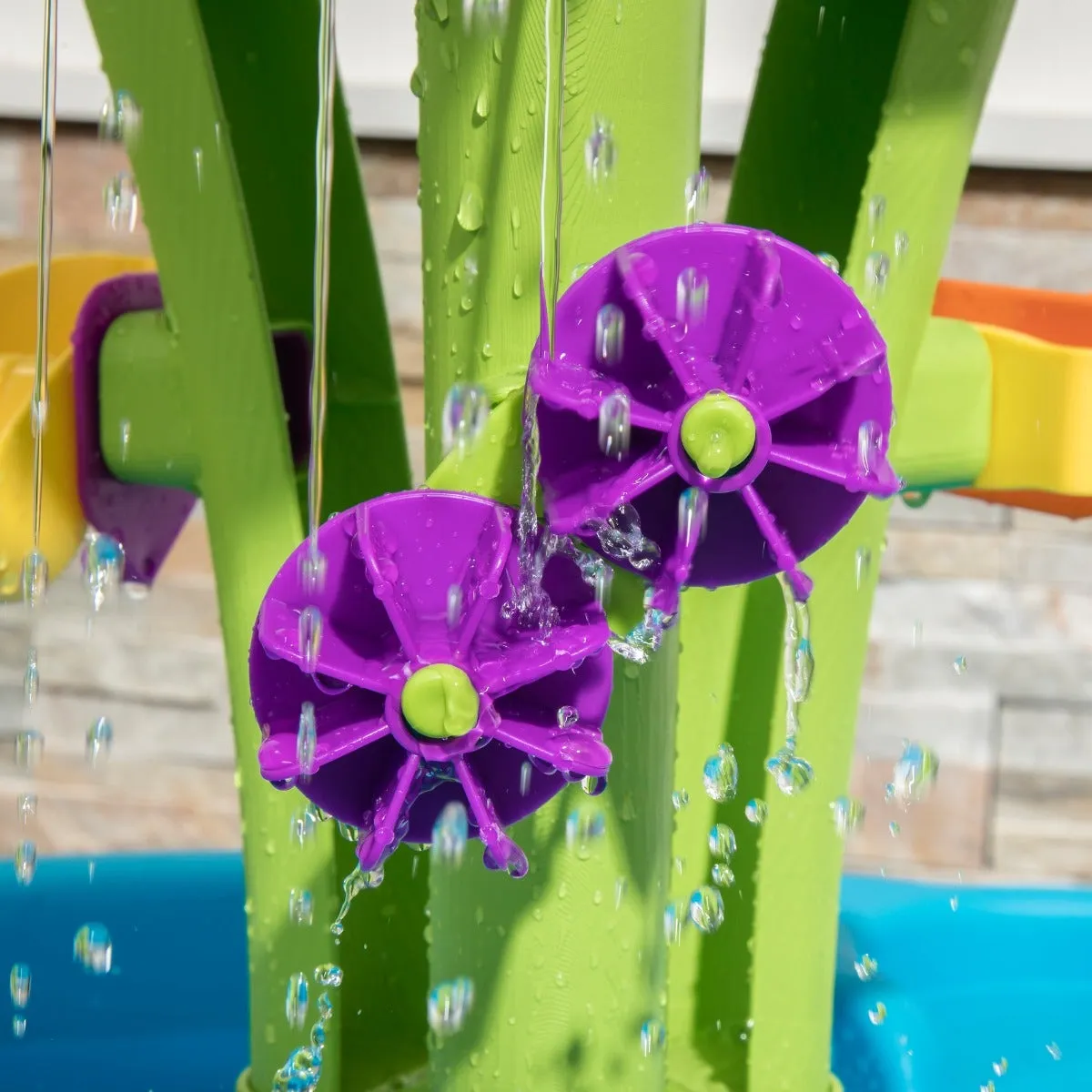 Summer Showers Splash Tower Water Table™